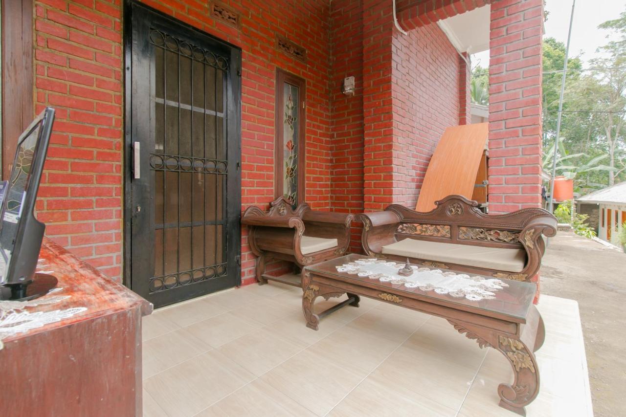 Ayu Homestay Syariah Sukabumi Exterior foto
