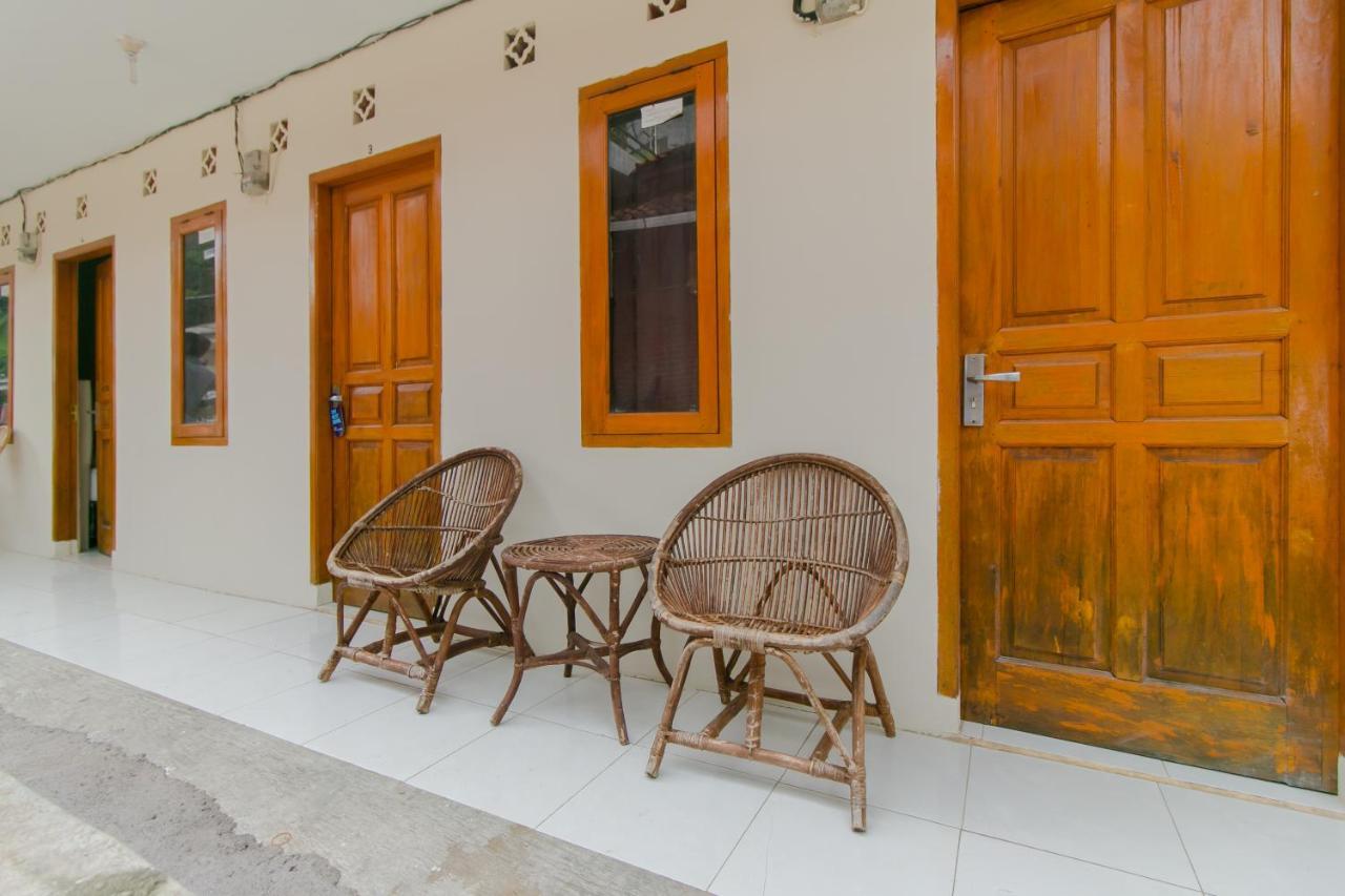 Ayu Homestay Syariah Sukabumi Exterior foto